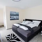 Stadthotel Otel