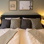 Stadthotel Otel