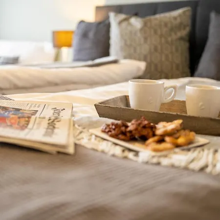 Stadthotel 3* 제베