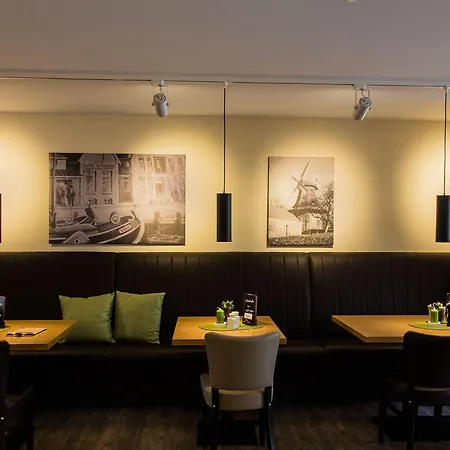 Stadthotel 제베
