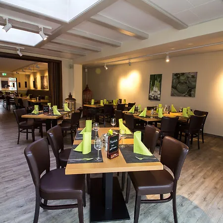 מלון Stadthotel יבר