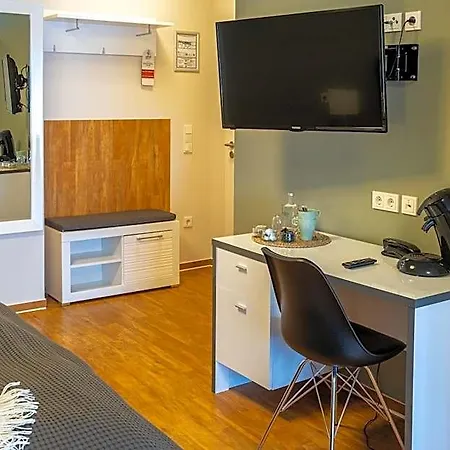 Stadthotel Hotel 3*